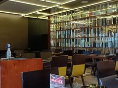 -大中华希尔顿酒店-念自助餐·嗨啤·小龙虾