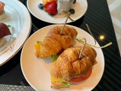 -筠咖啡西餐厅(上海国展宝龙丽筠酒店)