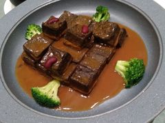 鲍汁黑豆腐-谷语中餐厅