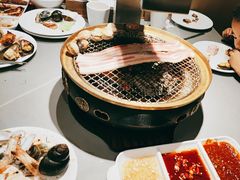 -山焱·炭火自助烤肉(周浦万达店)