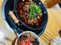 -大众跷脚牛肉馆·非遗传承单位(峨眉山店)