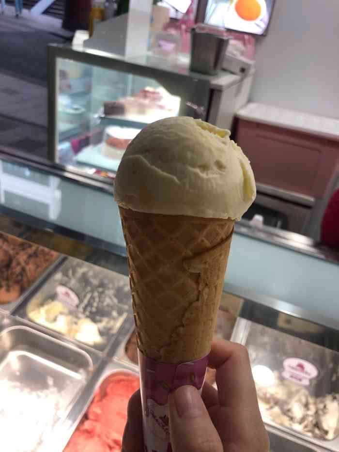 gelato divino帝梵诺(上海商城店)-"昨晚在商城吃饭出来,突然想吃