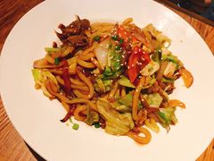 -玛格萝妮(汇智国际商业中心店)