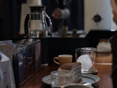 -Be Lived Cafe比例咖啡(摩天轮店)