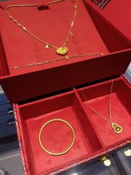 -潮宏基珠宝旗舰店(苏宁广场店)