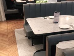 大堂-必胜客(张掖西大街店)