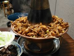 特色牛蛙锅-超越炭火牛蛙火锅鸡(河东店)