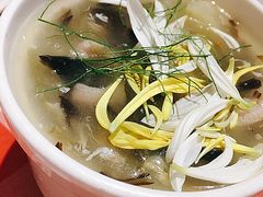 -龙桥私厨·姜花菊花过桥鱼·顺德菜(容桂店)