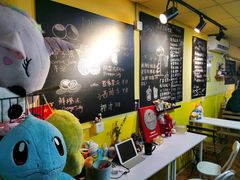 -志龙皇冠吃货椰子铺