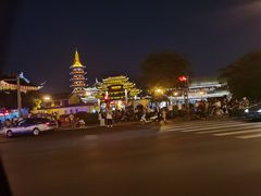 -南门头上美食街