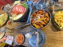 韩式炸鸡-MI WU FACTORY米屋美食工厂餐厅(绿地店)