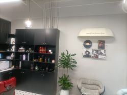 -老男孩男士理容馆·理发·烫染·修面