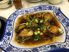 -鑫悦楼煎蟹·16年海鲜大排档