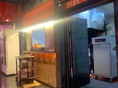 门面-小京廷北京烤鸭|山野贵州菜(梵华里店)