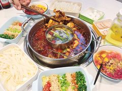 -蛙两只美蛙鱼头火锅(恒茂店)