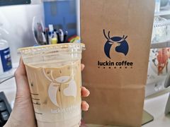 陨石厚乳拿铁-瑞幸咖啡(山西国际金融中心店)