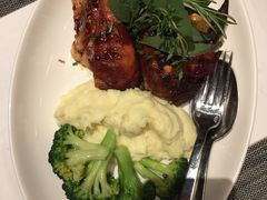 -WOLFGANG PUCK KITCHEN & BAR(迪士尼小镇店)