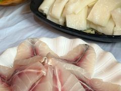 -鲜入围煮花胶鸡海鲜火锅