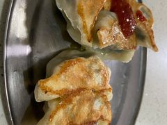 鲜肉韭菜煎饺-芬芳甜品(同福路店)