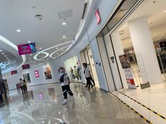 -优衣库(石家庄裕华万达广场店)