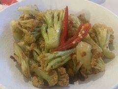 -渔语鱼新川菜Bistro(万象天地店)