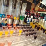 这是我吃的品种最丰富的自助餐，价格还不贵