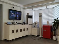 -目艮眼镜SHOWROOM(品牌集合店)