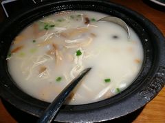 杂菌鸡丝煲-地锅居(翰林邻里中心店)