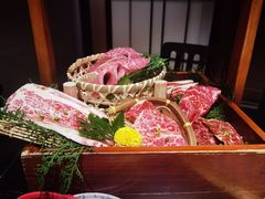 -山川小町·极番烧肉(新地假日广场店)