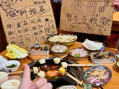 -黔三一夺夺粉酸汤火锅(百信店)