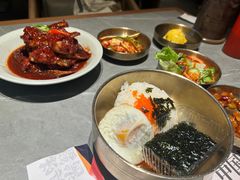 -草家酱蟹炭火烤肉店(珲春南路一店)