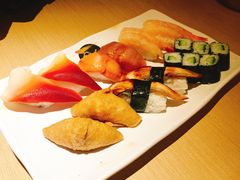 -万岁料理回转寿司(华贸店)
