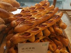 -Dough&Joe团憩(瑞虹天地月亮湾店)