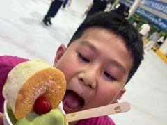 -正佳冰河湾真冰滑冰场