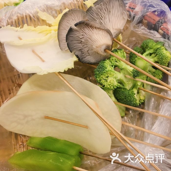 马路边边麻辣烫土豆图片 - 第3张