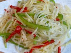 -渝信川菜 · 川味家常菜(财富购物中心店)