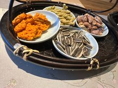 -梅间堂茶馆(绿地缤纷城店)