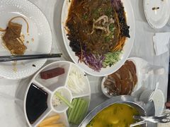 -鑫巴蜀小镇 · 水煮鱼专研店(玉桥店)