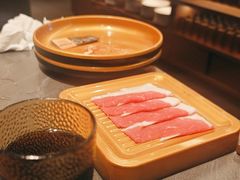 -牛YO寿喜烧·铁板烧和牛火锅自助(市府恒隆店)