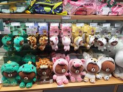 -line friends(明洞旗舰店)