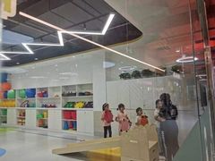 -金色雨林感统教育(北苑华贸天地店)