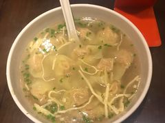 鲜肉小馄饨-东泰祥生煎馆(陕西南路店)