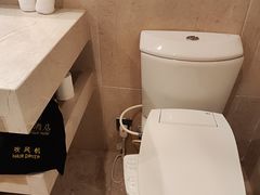 -温州美美君亭酒店四季花园餐厅(五马九山湖店)
