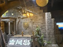 -暴风岛沉浸式体验馆(百联世纪店)