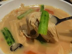 -汤城小厨•粤菜•靓汤(苏州街店)