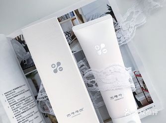 洗卸合一绵润润的洁面乳