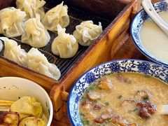 -张家巷美食(南浔店)