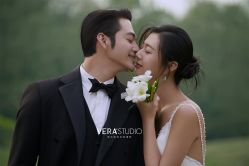 -至臻微拉婚纱摄影