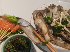 -嗨辣小聚·盘锦河蟹·海鲜烧烤龙虾(盘锦十年好店)