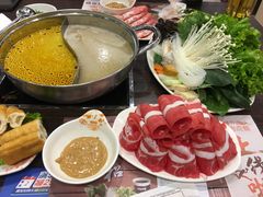 -呷哺呷哺 黄金牧场 (欢乐谷店)